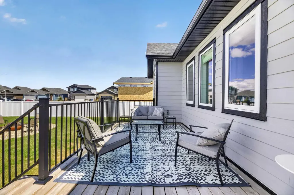 40 Viceroy Crescent Olds AB T4H 0G2