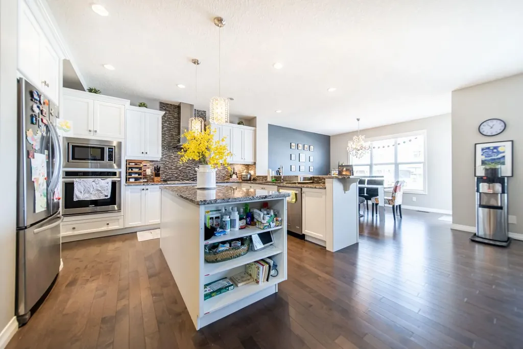98 Mahogany Passage SE Calgary AB T3M 2K4