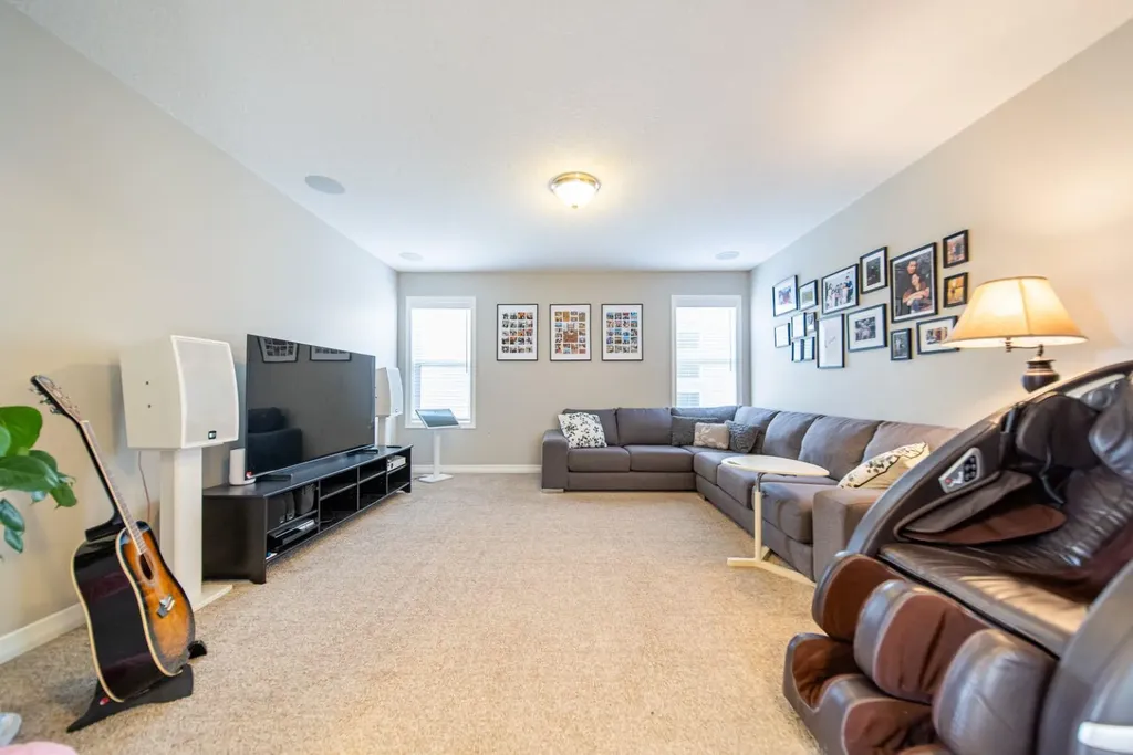 98 Mahogany Passage SE Calgary AB T3M 2K4