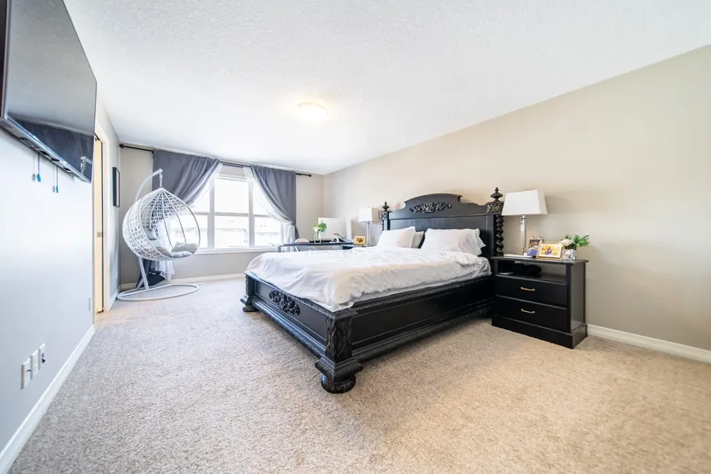 98 Mahogany Passage SE Calgary AB T3M 2K4