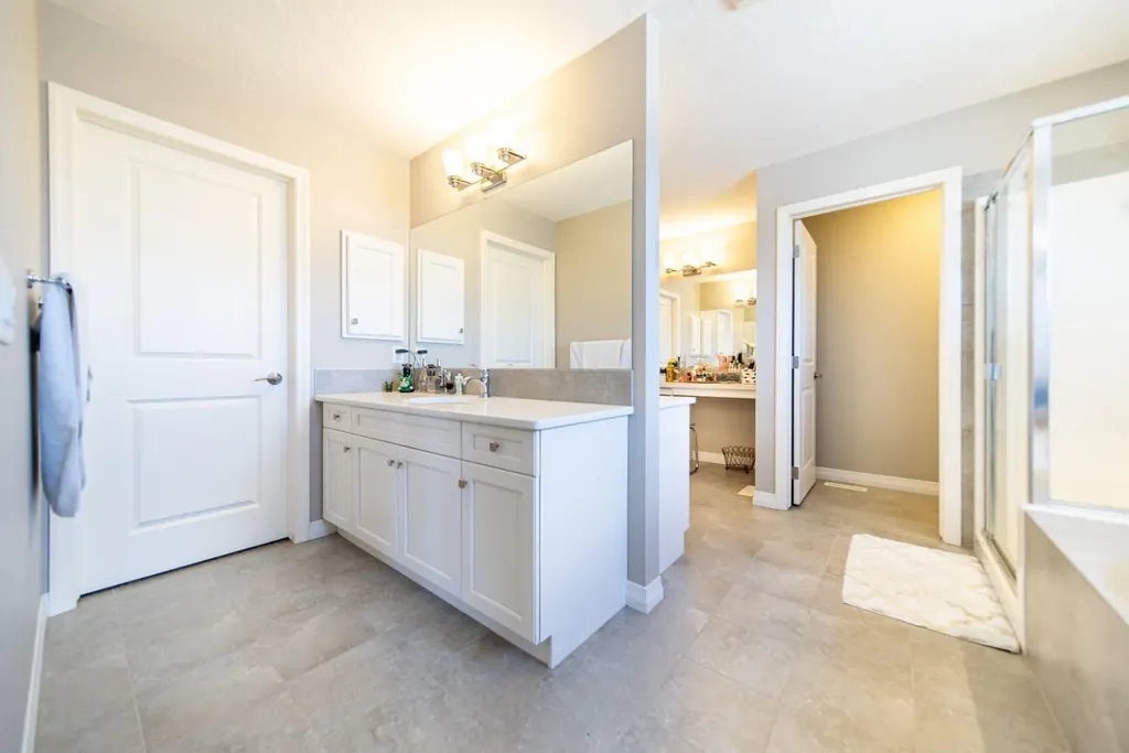 98 Mahogany Passage SE Calgary AB T3M 2K4