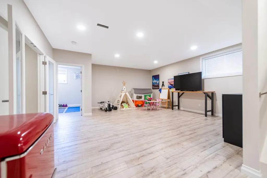 98 Mahogany Passage SE Calgary AB T3M 2K4