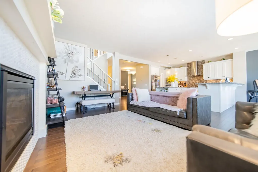 98 Mahogany Passage SE Calgary AB T3M 2K4