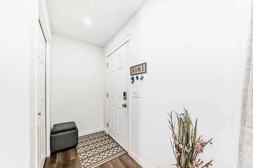 54 Panatella Park NW Calgary AB T3k 6k4