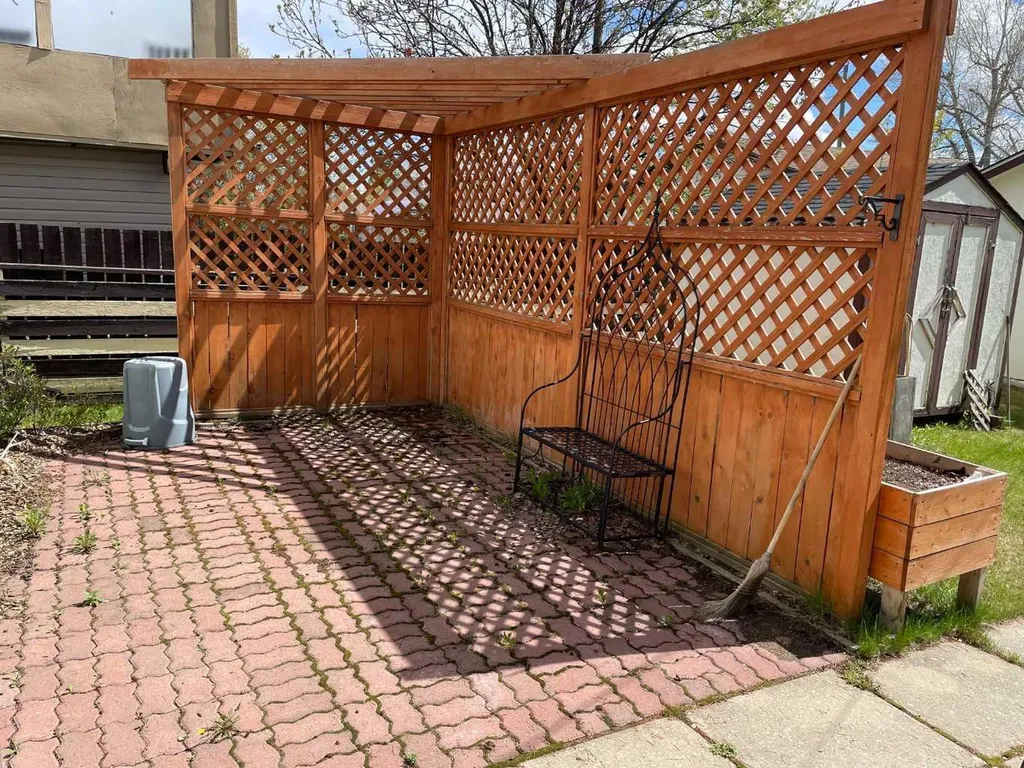 11125 107 Avenue Fairview AB T0H 1L0