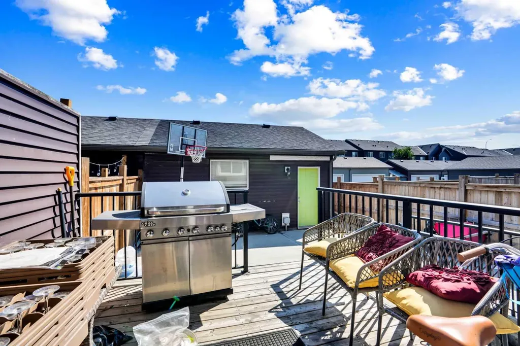 215 Savanna Parade NE Calgary AB T3J 0W1