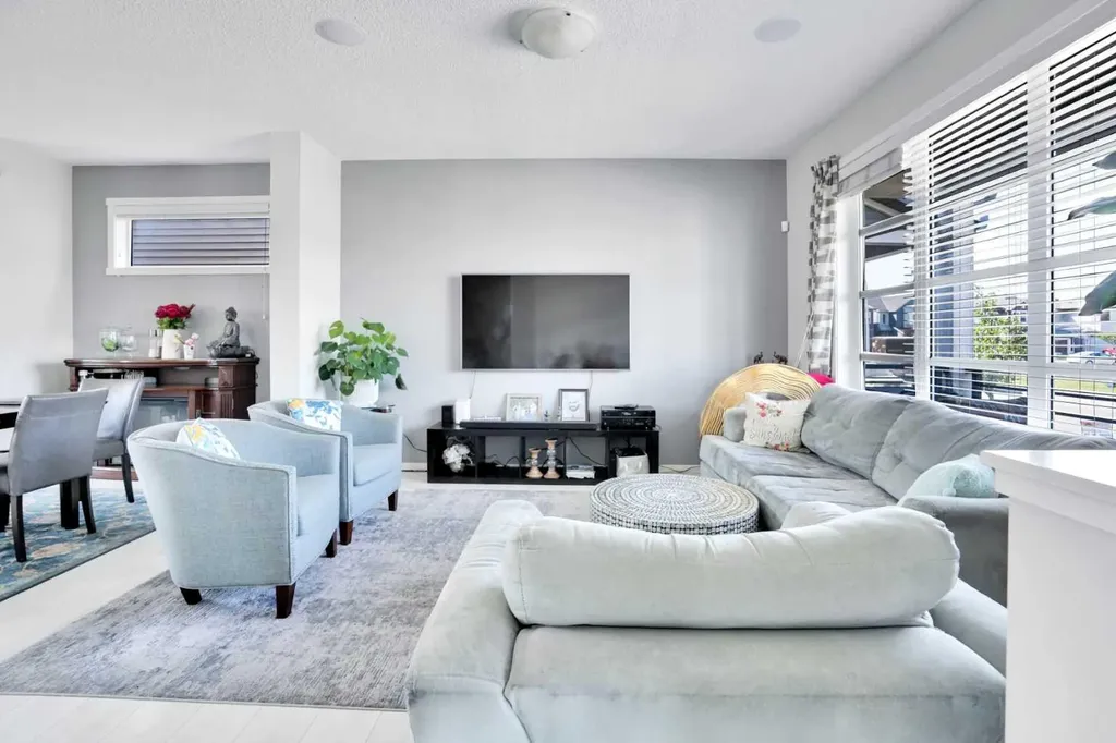 215 Savanna Parade NE Calgary AB T3J 0W1