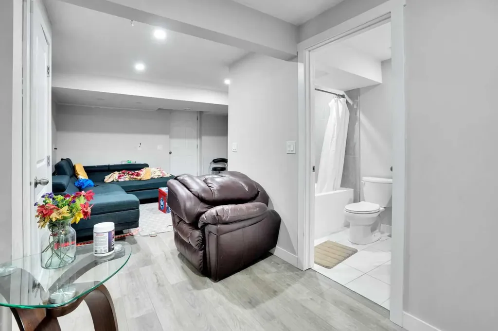 215 Savanna Parade NE Calgary AB T3J 0W1