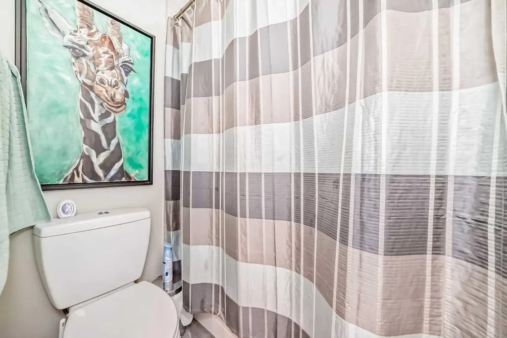 29 Chisholm Crescent NW Calgary AB T2L 0Y9