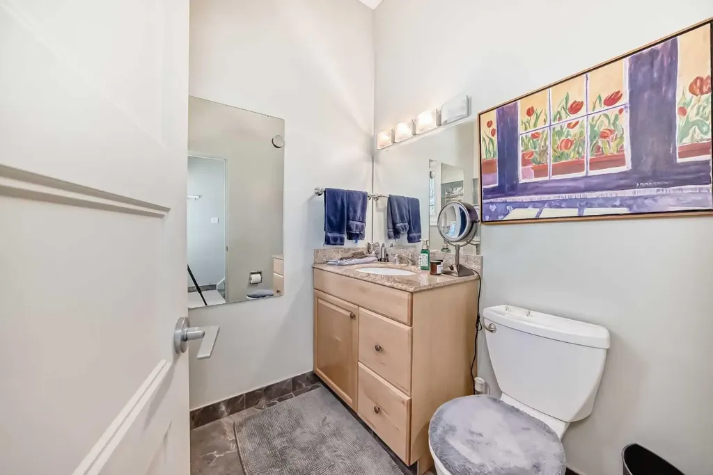 29 Chisholm Crescent NW Calgary AB T2L 0Y9