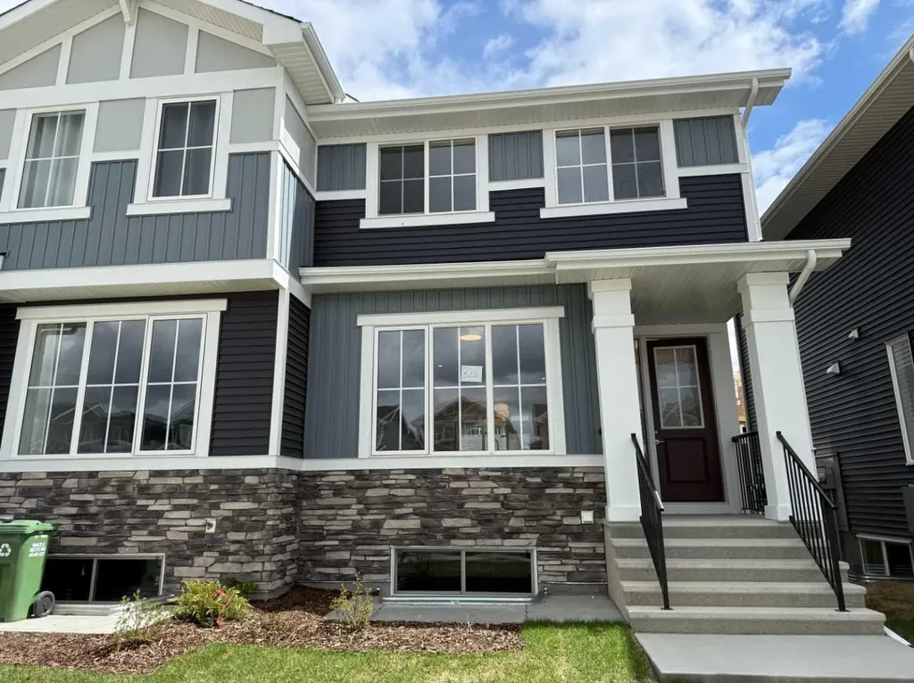 326 Sundown Road Cochrane AB T4C 3H2