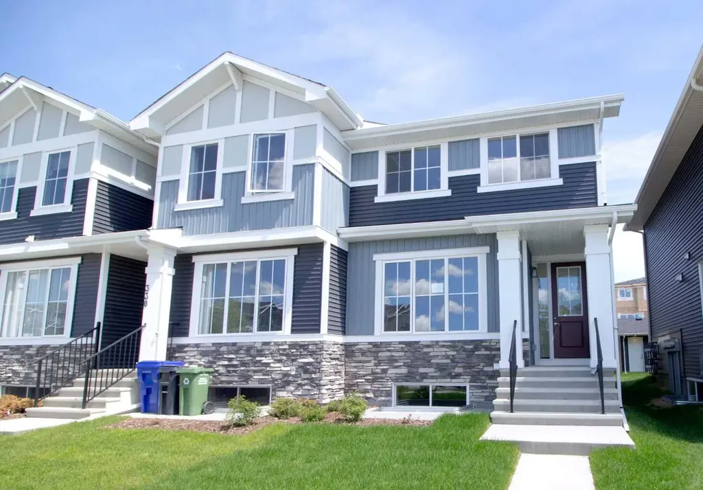 326 Sundown Road Cochrane AB T4C 3H2