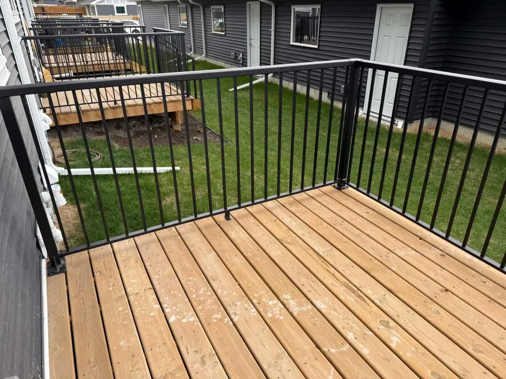 326 Sundown Road Cochrane AB T4C 3H2