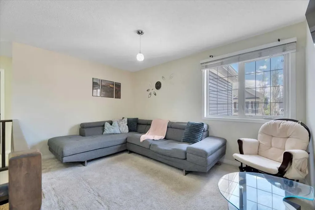 145 Viewpointe Terrace Chestermere AB T1X0R1