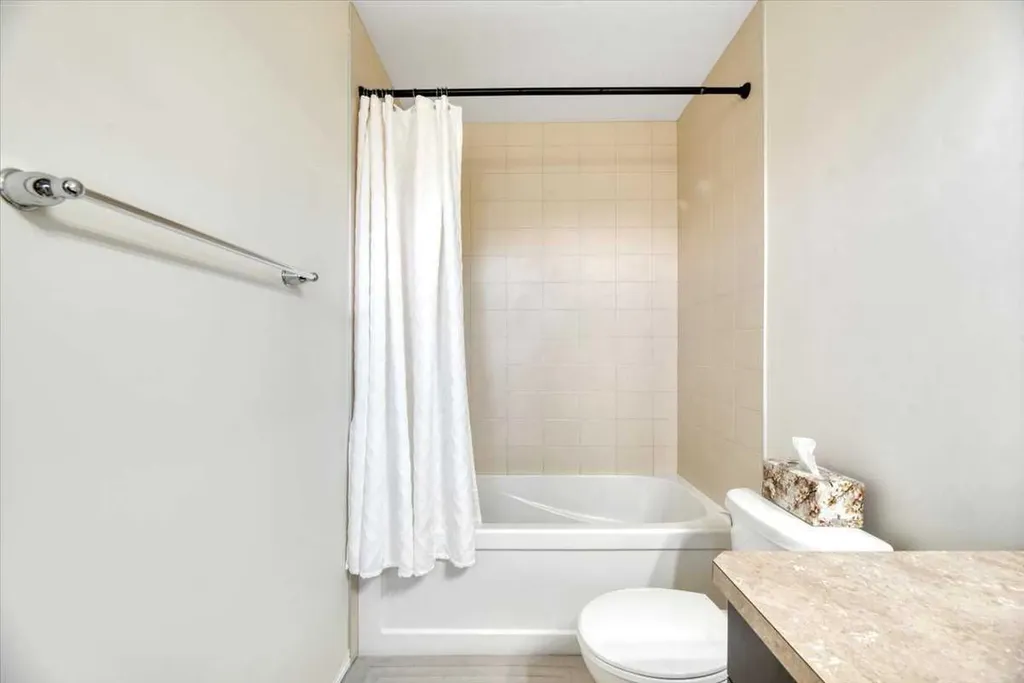 145 Viewpointe Terrace Chestermere AB T1X0R1