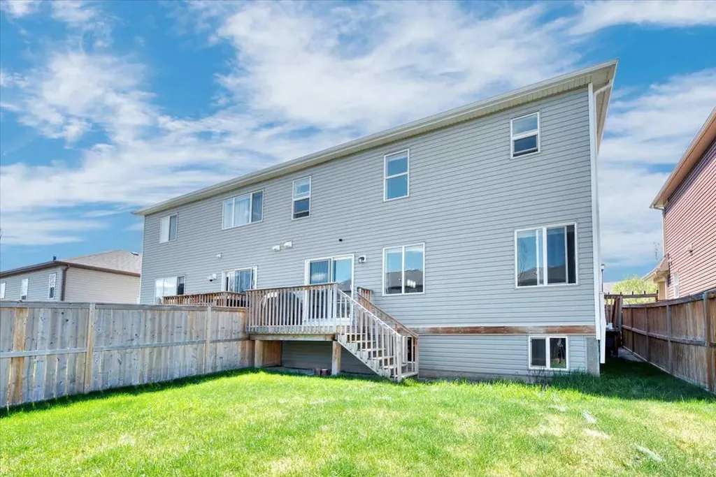 145 Viewpointe Terrace Chestermere AB T1X0R1