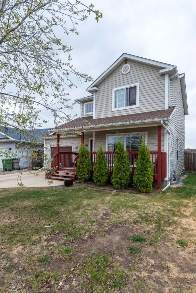 2305 51 Avenue Lloydminster AB T9V 3H3