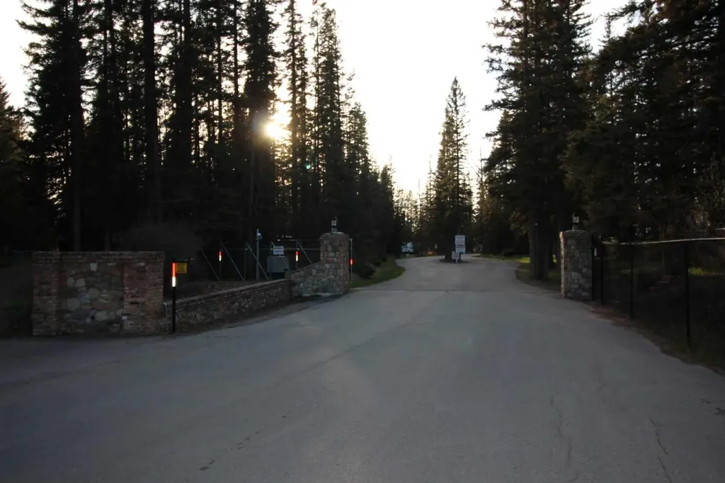 5230 Highway 27 Rural Mountain View County AB T0M1X0