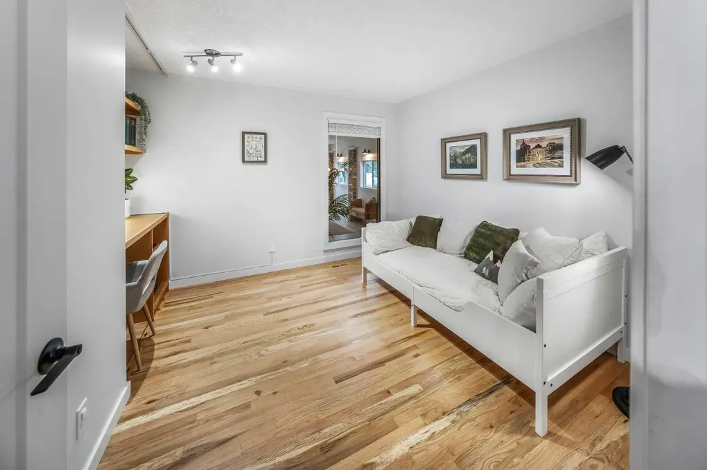 74 Redwood Meadows Drive Rural Rocky View County AB T3Z1A3
