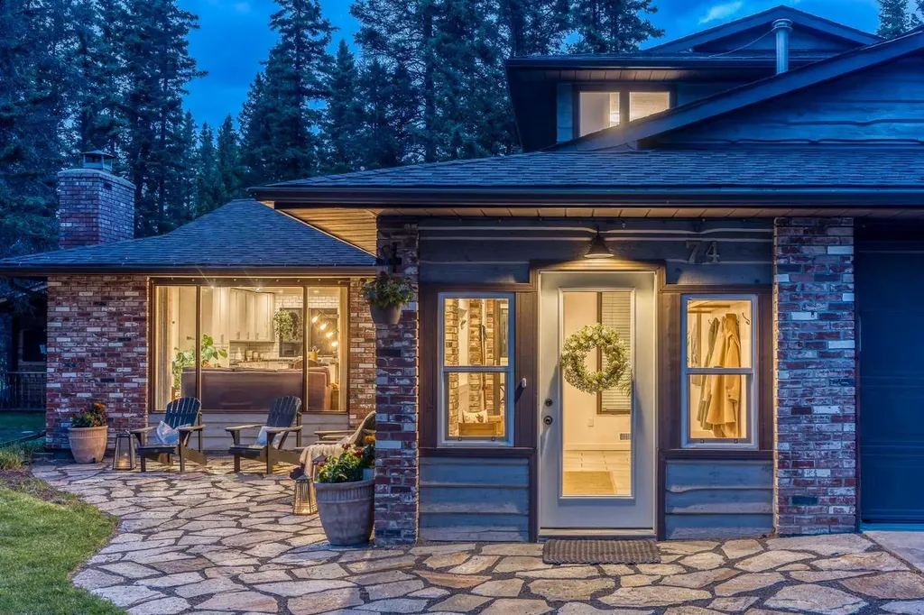 74 Redwood Meadows Drive Rural Rocky View County AB T3Z1A3