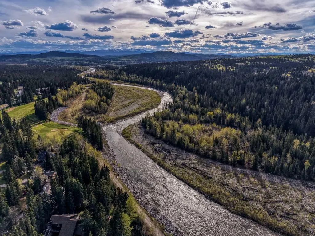 74 Redwood Meadows Drive Rural Rocky View County AB T3Z1A3