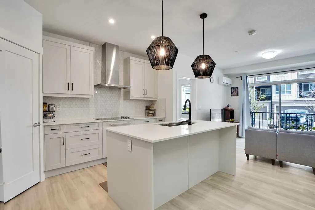 25 Walgrove Walk SE Calgary AB T2X5E2