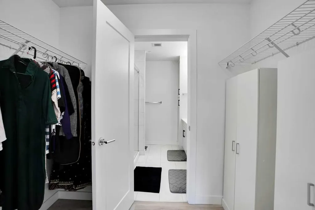 25 Walgrove Walk SE Calgary AB T2X5E2