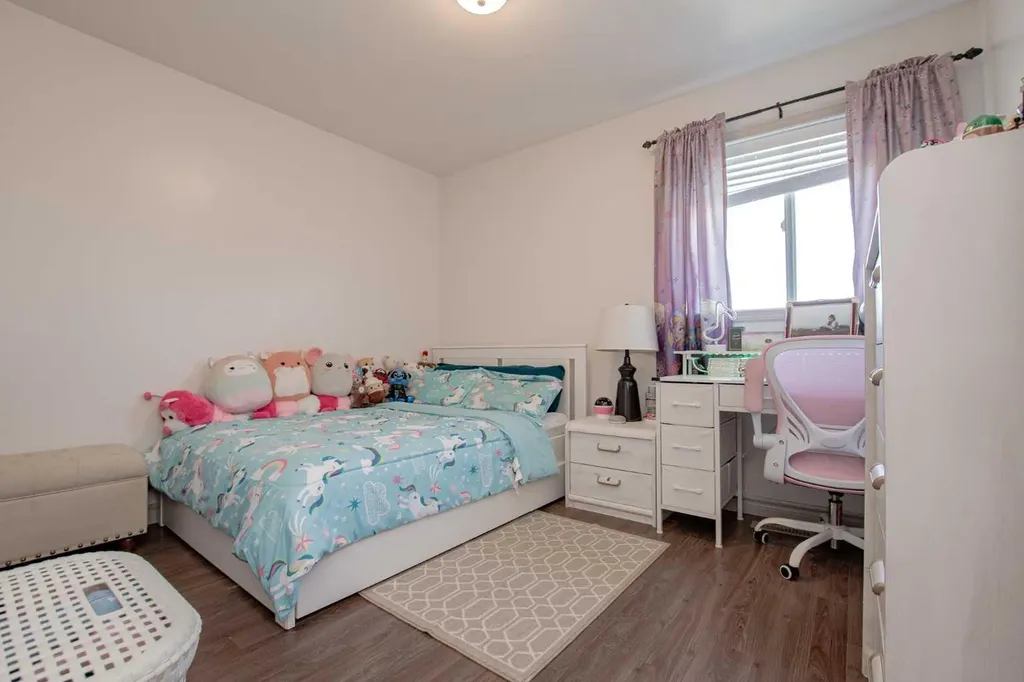 7110 90 Street Grande Prairie AB T8X 0E1