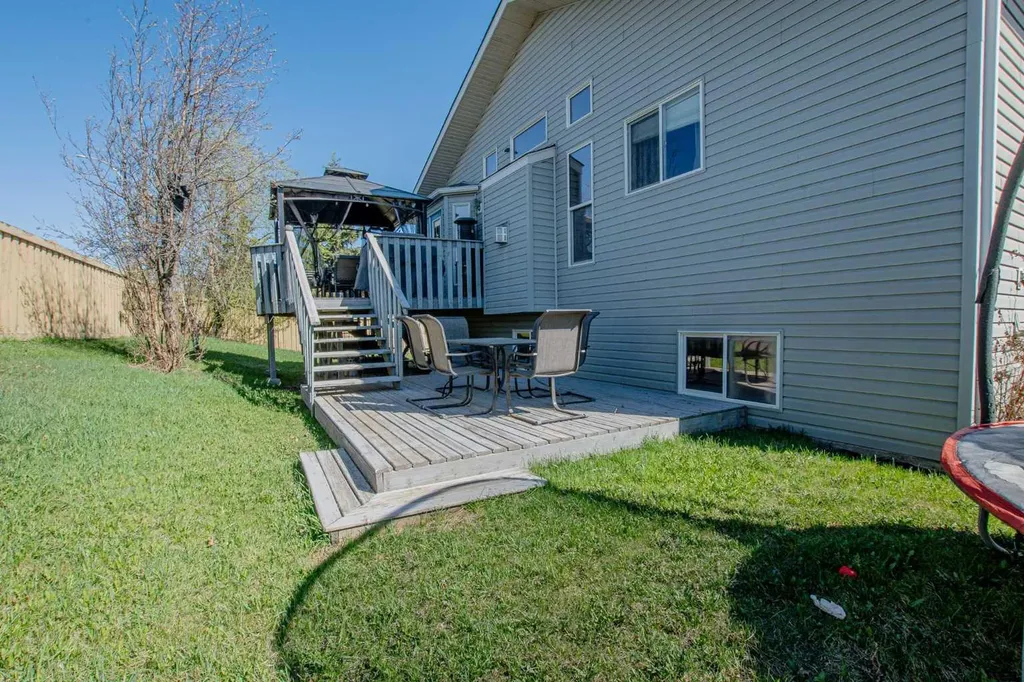 7110 90 Street Grande Prairie AB T8X 0E1