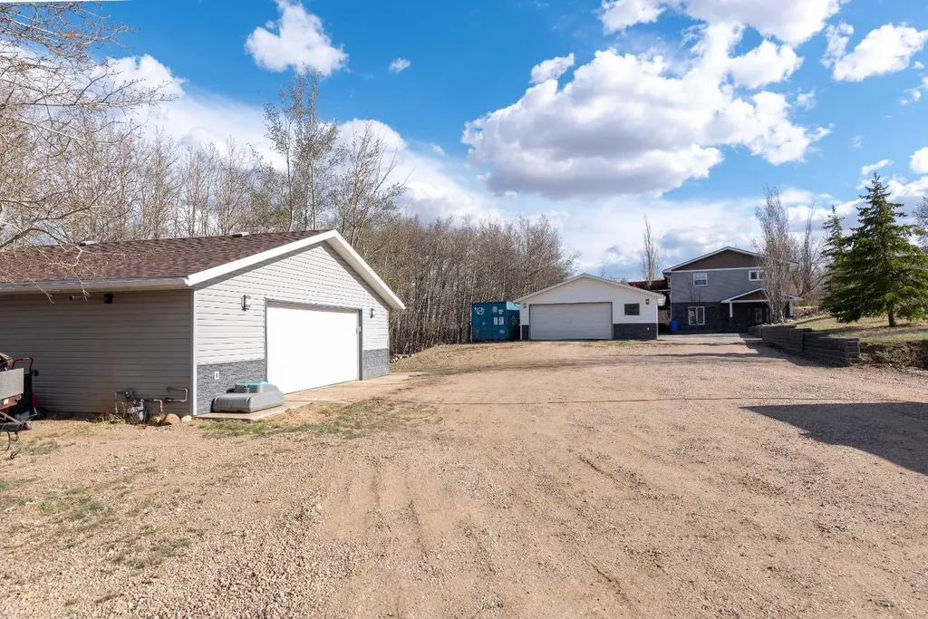484063 Rr20 Blackfoot AB T9V 3B5
