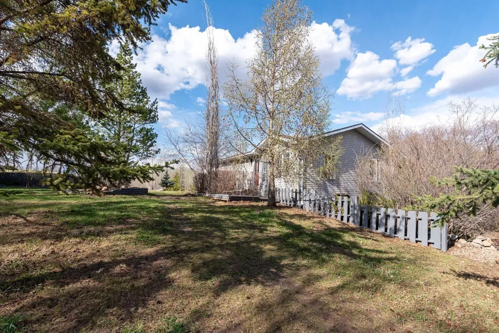 484063 Rr20 Blackfoot AB T9V 3B5