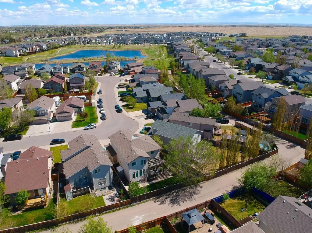 230 Firelight Crescent W Lethbridge AB T1J 4W1