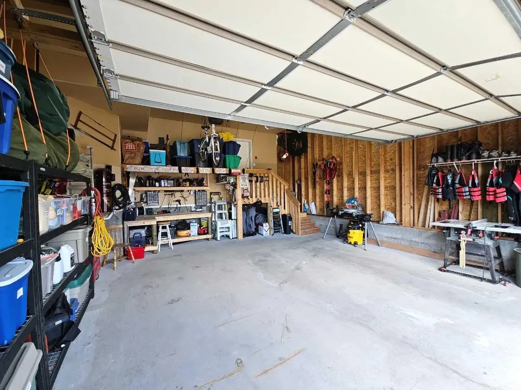 230 Firelight Crescent W Lethbridge AB T1J 4W1