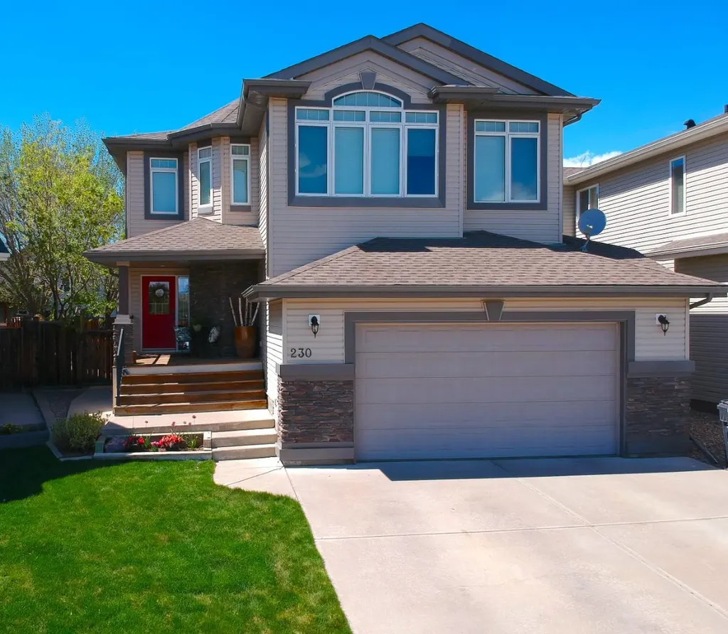 230 Firelight Crescent W Lethbridge AB T1J 4W1