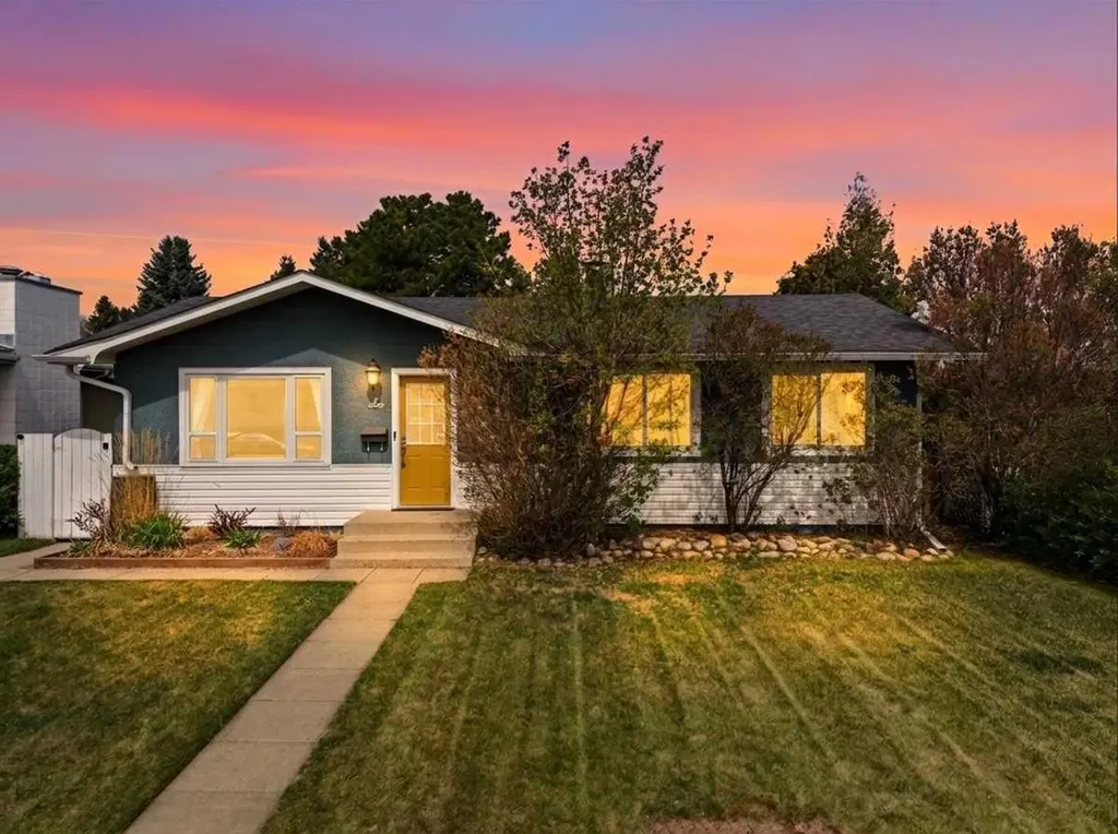 6 Otterbury Avenue Red Deer AB T4N 4Z9