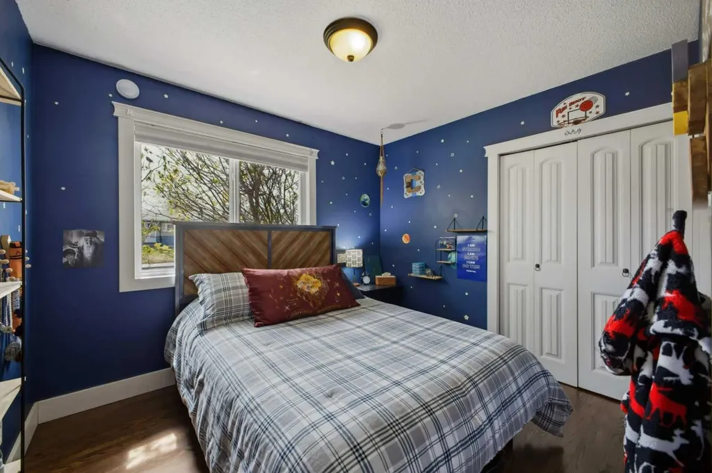6 Otterbury Avenue Red Deer AB T4N 4Z9