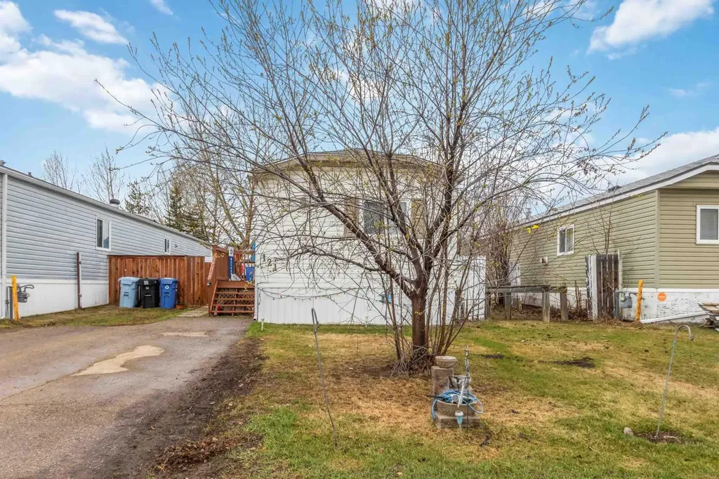 121 Couture Lane Fort Mcmurray AB T9K 1X3
