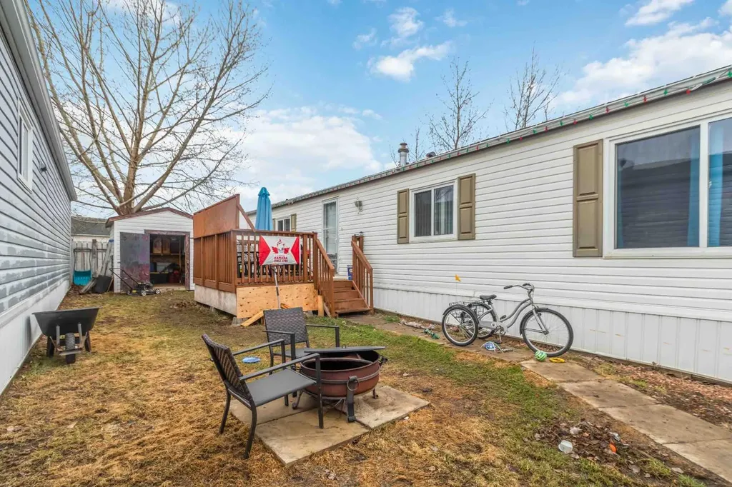 121 Couture Lane Fort Mcmurray AB T9K 1X3