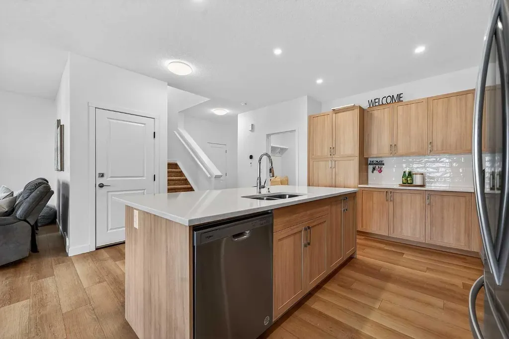 309 Baneberry Way SW Airdrie AB T4B 5R9