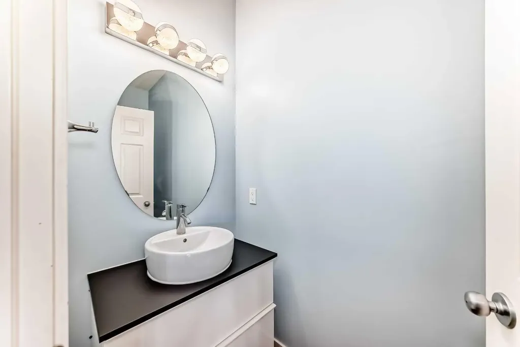 331 Royal Oak Heath NW Calgary AB T3G0B6