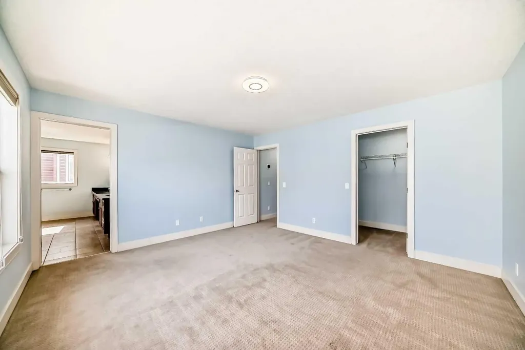 331 Royal Oak Heath NW Calgary AB T3G0B6
