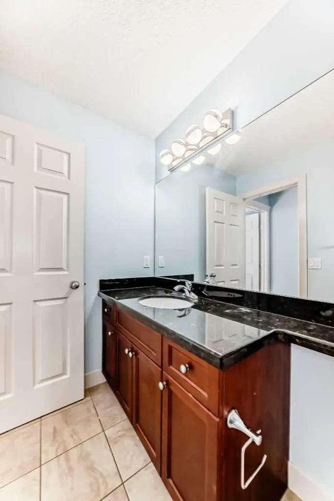 331 Royal Oak Heath NW Calgary AB T3G0B6