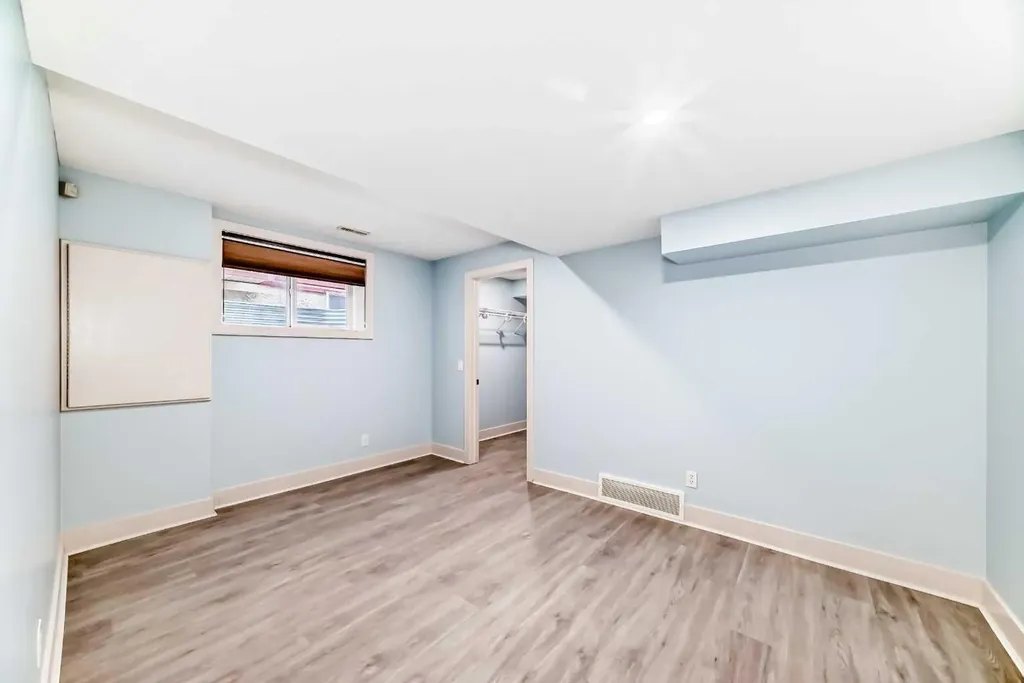 331 Royal Oak Heath NW Calgary AB T3G0B6