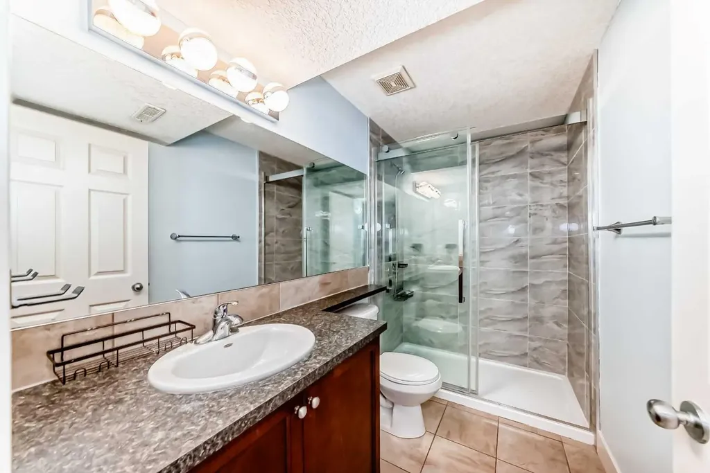 331 Royal Oak Heath NW Calgary AB T3G0B6