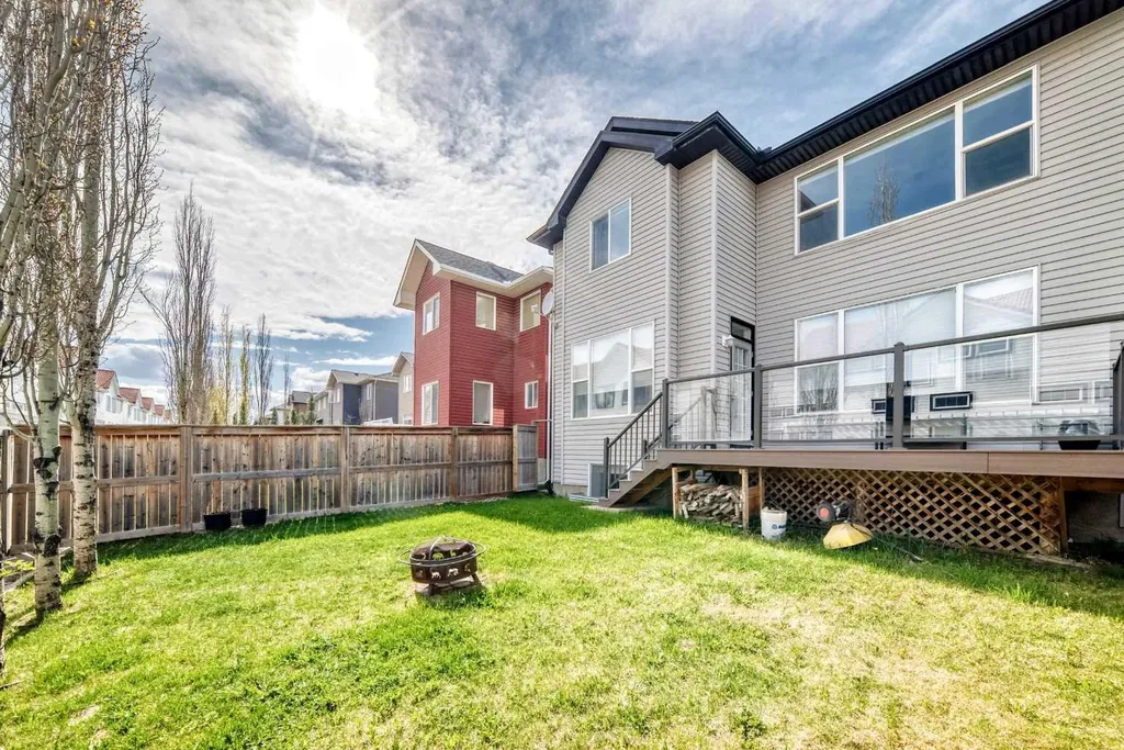 331 Royal Oak Heath NW Calgary AB T3G0B6