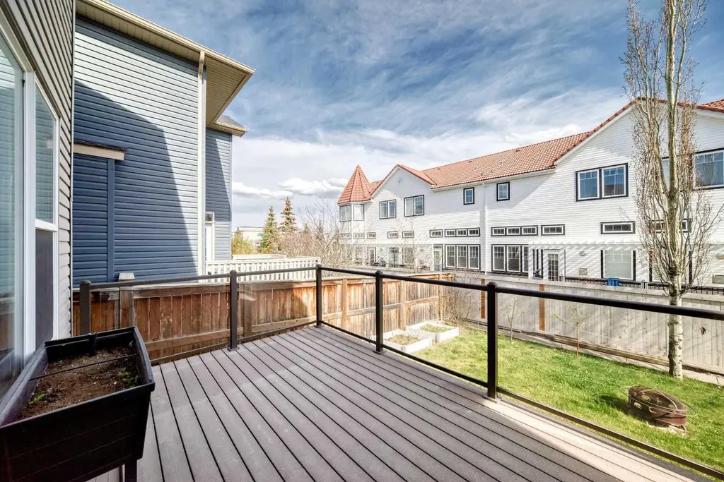 331 Royal Oak Heath NW Calgary AB T3G0B6
