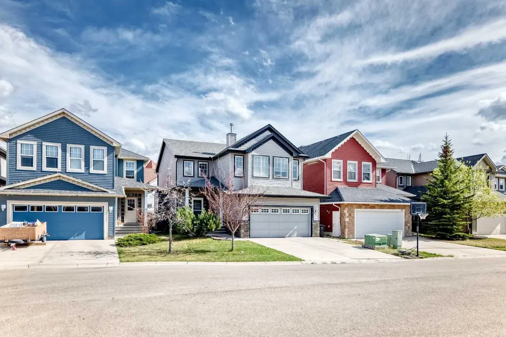 331 Royal Oak Heath NW Calgary AB T3G0B6