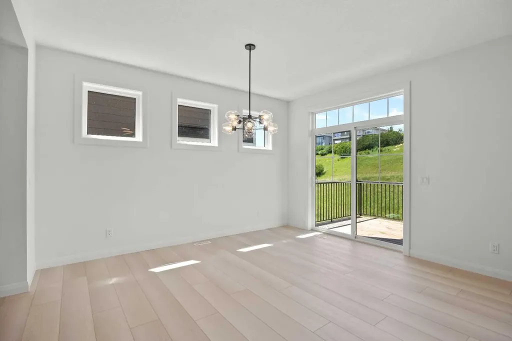278 Creekstone Hill SW Calgary AB T3P 2V3