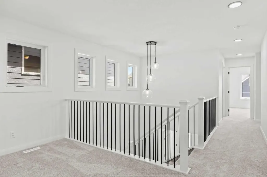 278 Creekstone Hill SW Calgary AB T3P 2V3