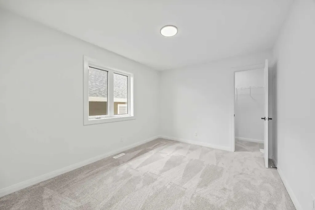 278 Creekstone Hill SW Calgary AB T3P 2V3